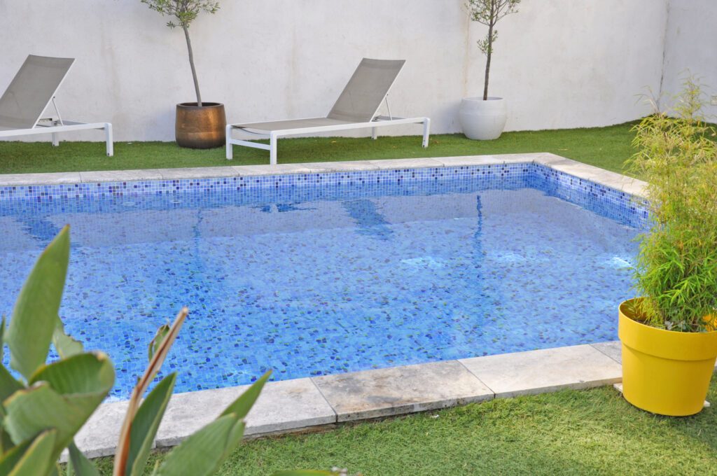 piscine creusée en béton var