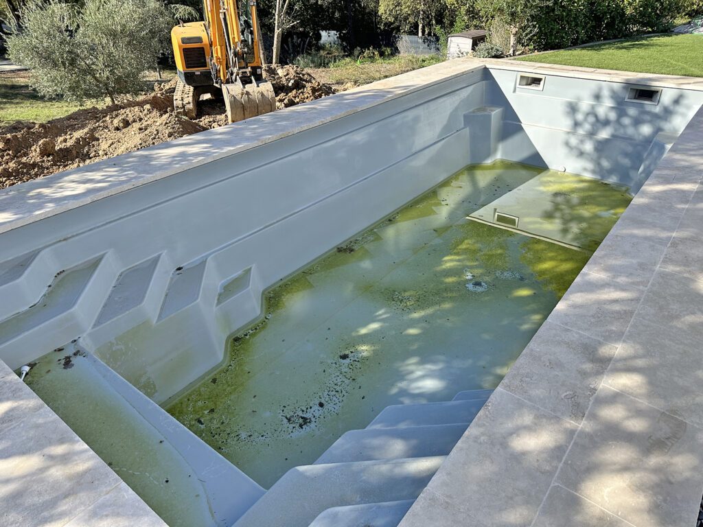 Rénovation piscine en coque var