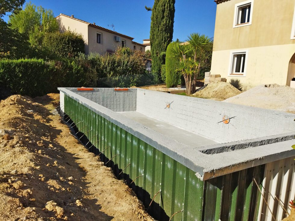 Construction piscine creusée béton à Sanary