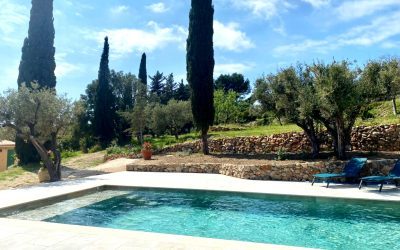 Création d’une piscine sur mesure à Sanary-sur-Mer : un projet d’exception