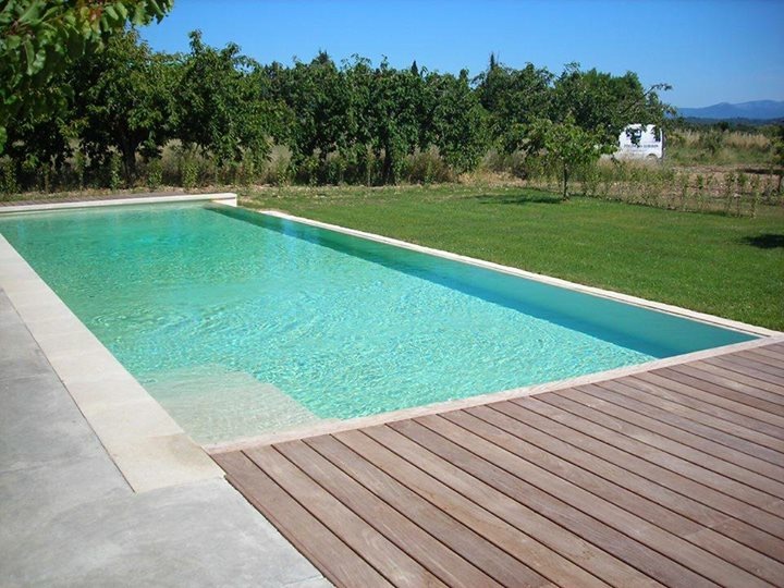 piscine monobloc var