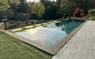 Construction pas à pas de piscine monobloc en béton armé à Draguignan