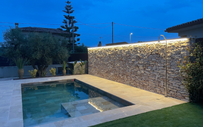 Construction de piscine avec petite plage immergée Toulon