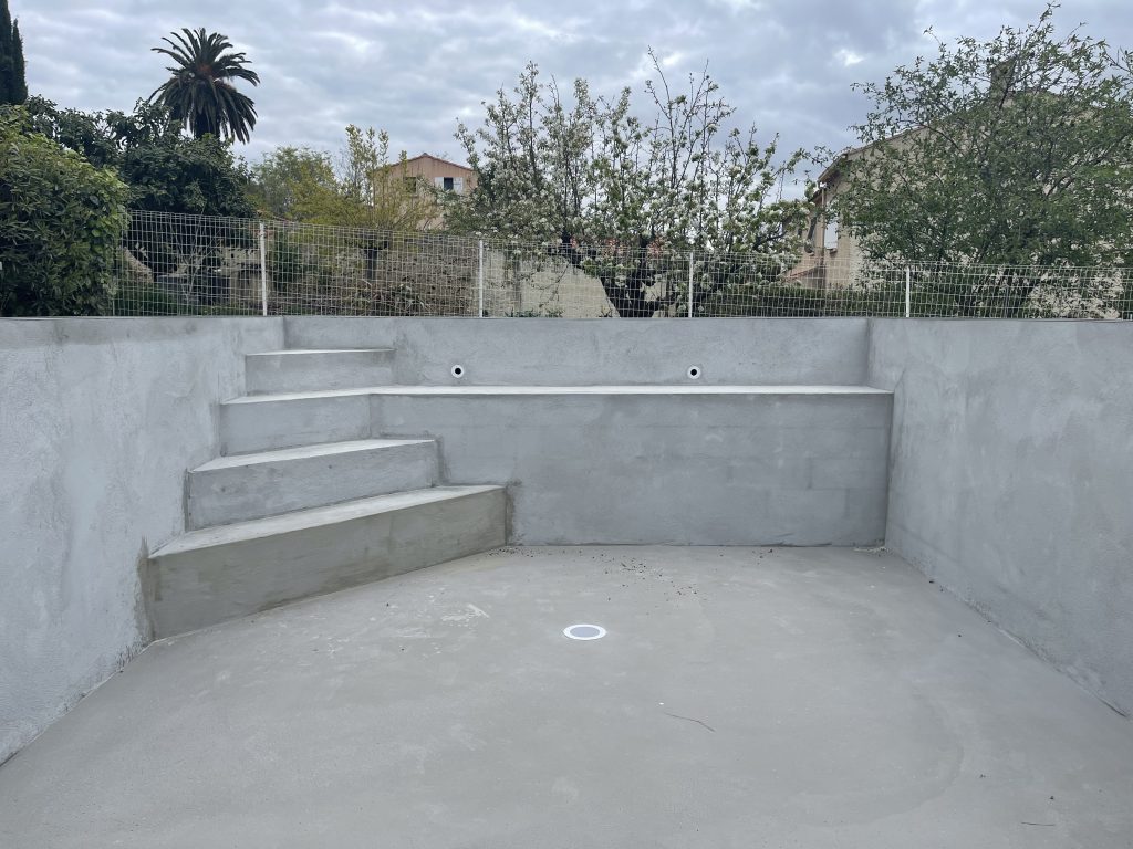 constructeur piscine var