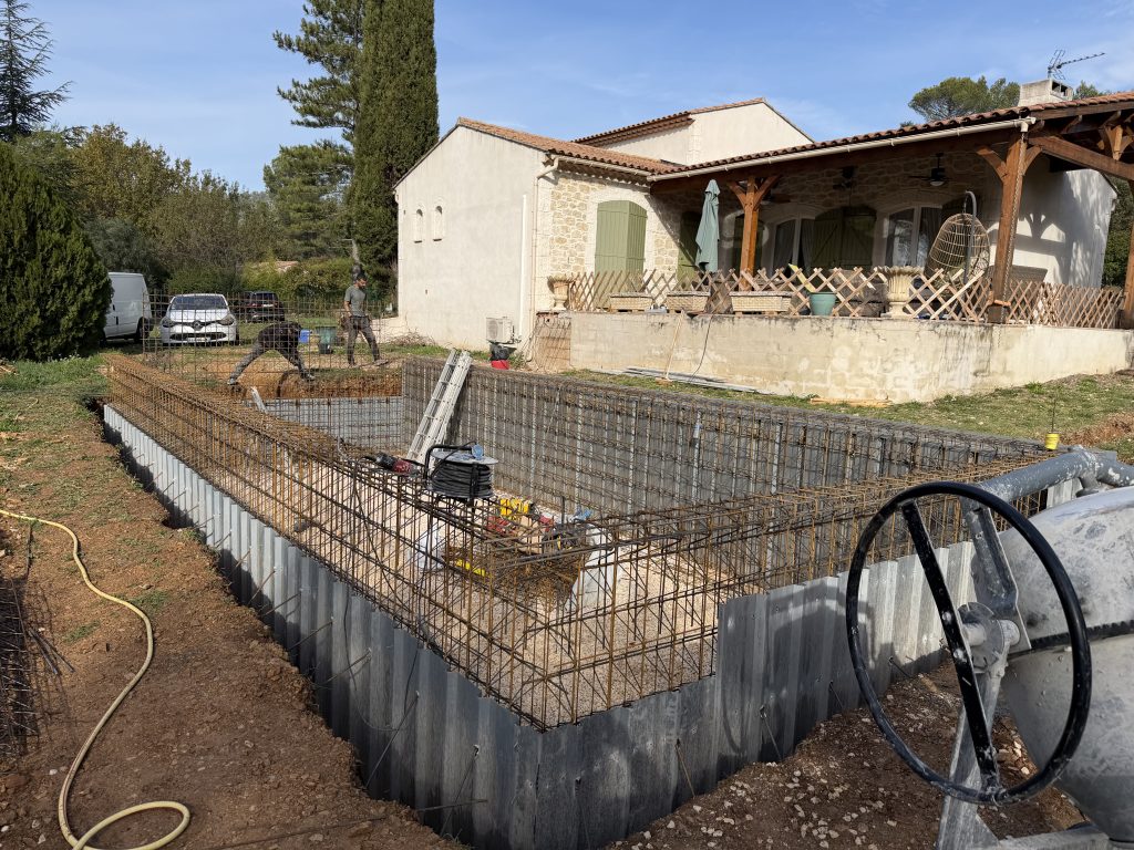 construction de piscine creusée béton var jpbg