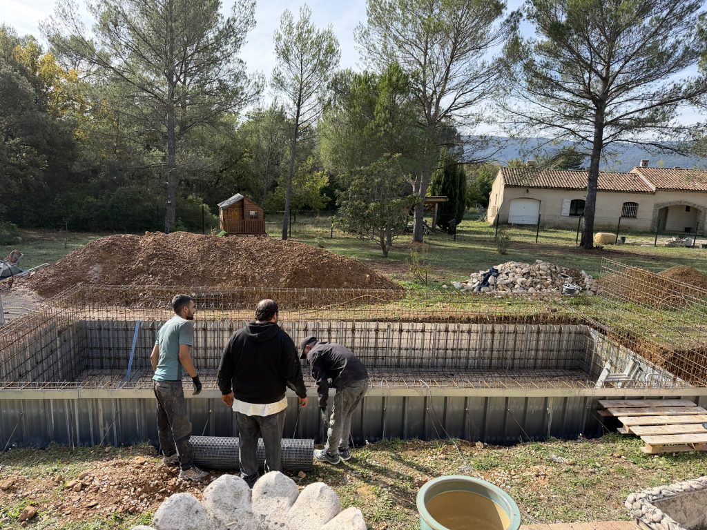 construction de piscine var 