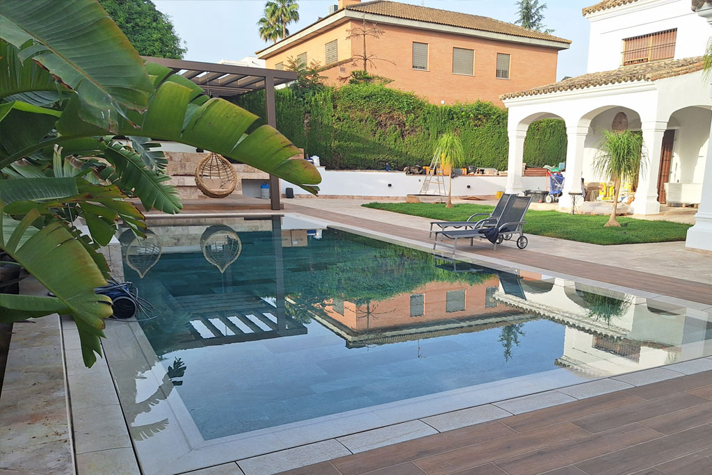 Faire rénover sa piscine creusée à Ramatuelle VAR