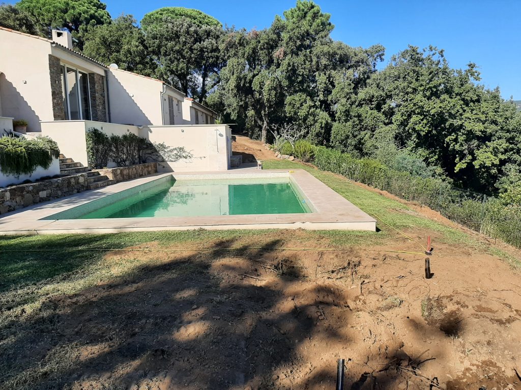 rénovation de piscine creusée à Grimaud VAR 