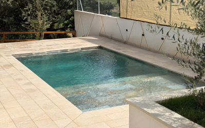 Une piscine sur mesure adaptée à chaque extérieur dans le Var