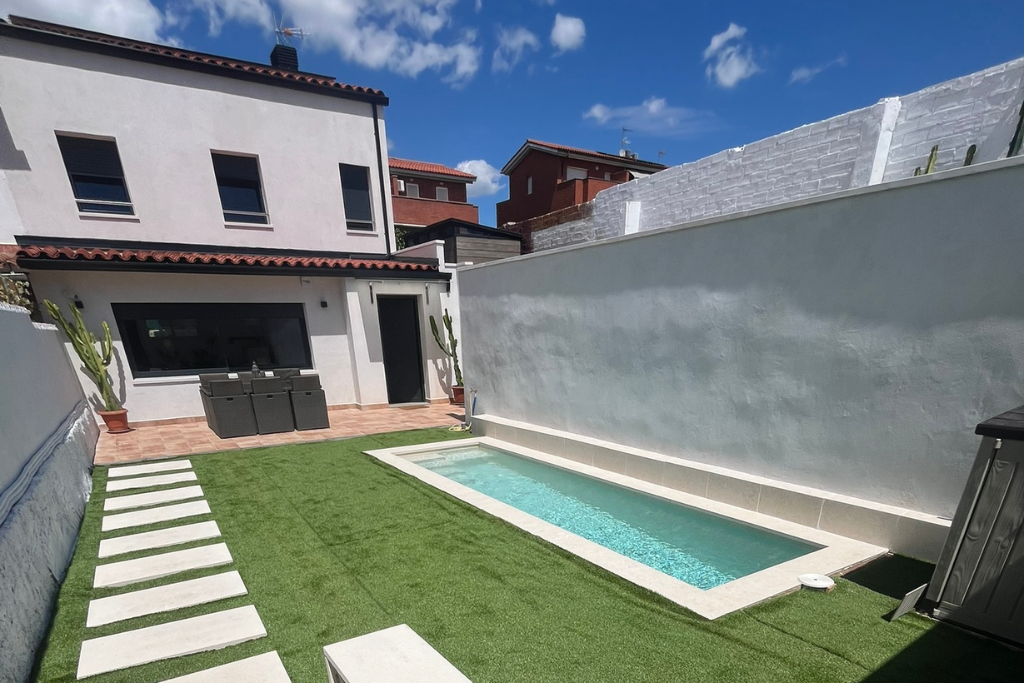 Construction de piscine XS moins de 10 m² Toulon