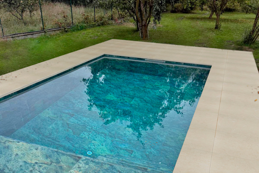 Construction piscine XS à La Garde