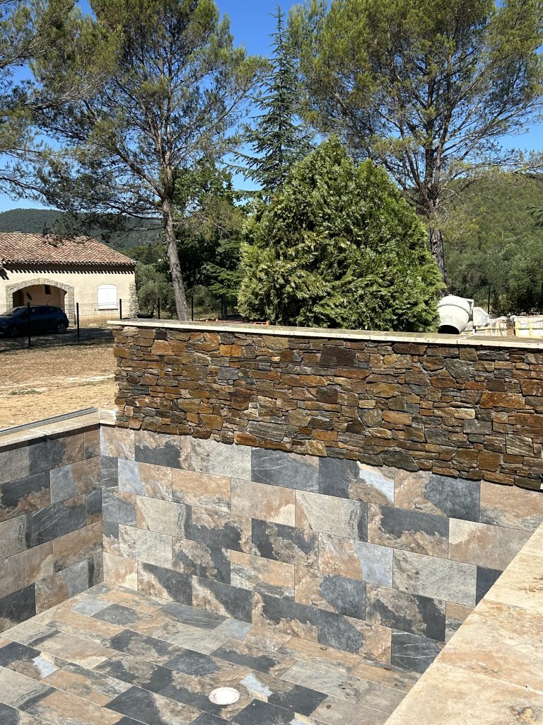piscine creusée sur mesure var en béton
