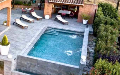 Réalisation de piscine à débordement dans le Var