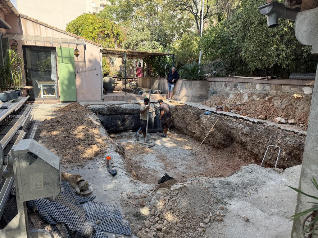 piscine creusée béton toulon